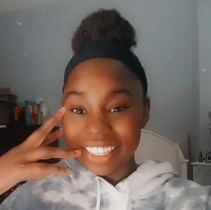 Meet your Posher, Priscilla